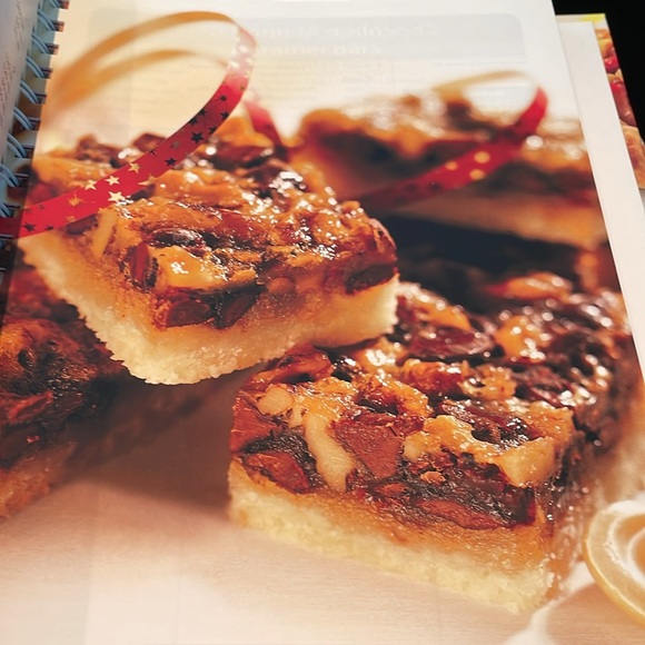 Robin Hood cookbook binder - Baking - Over 250 recipes from Baking Festival & .. - Picture 5 of 6